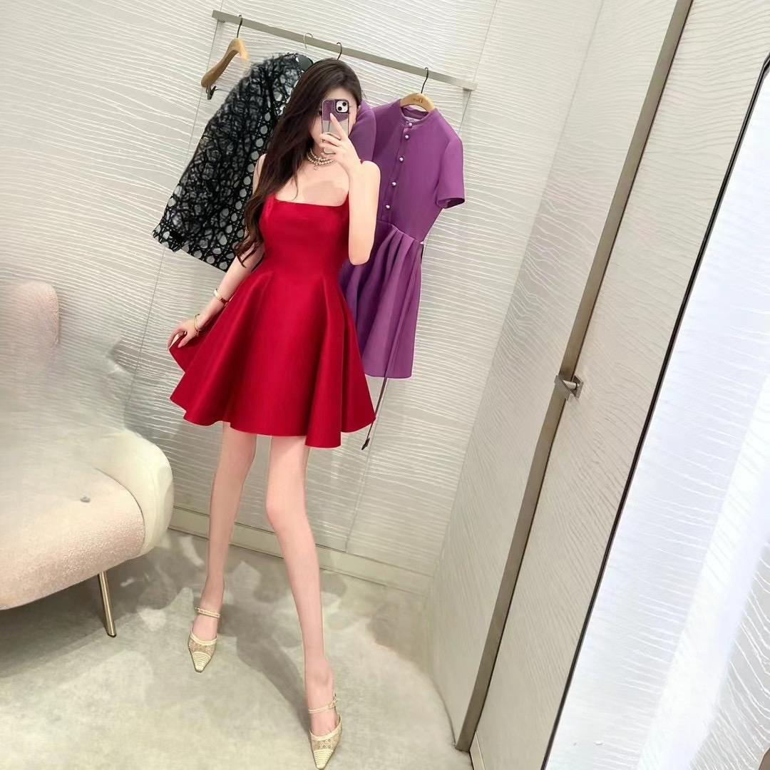 【YY】新款显瘦吊带短款连衣裙