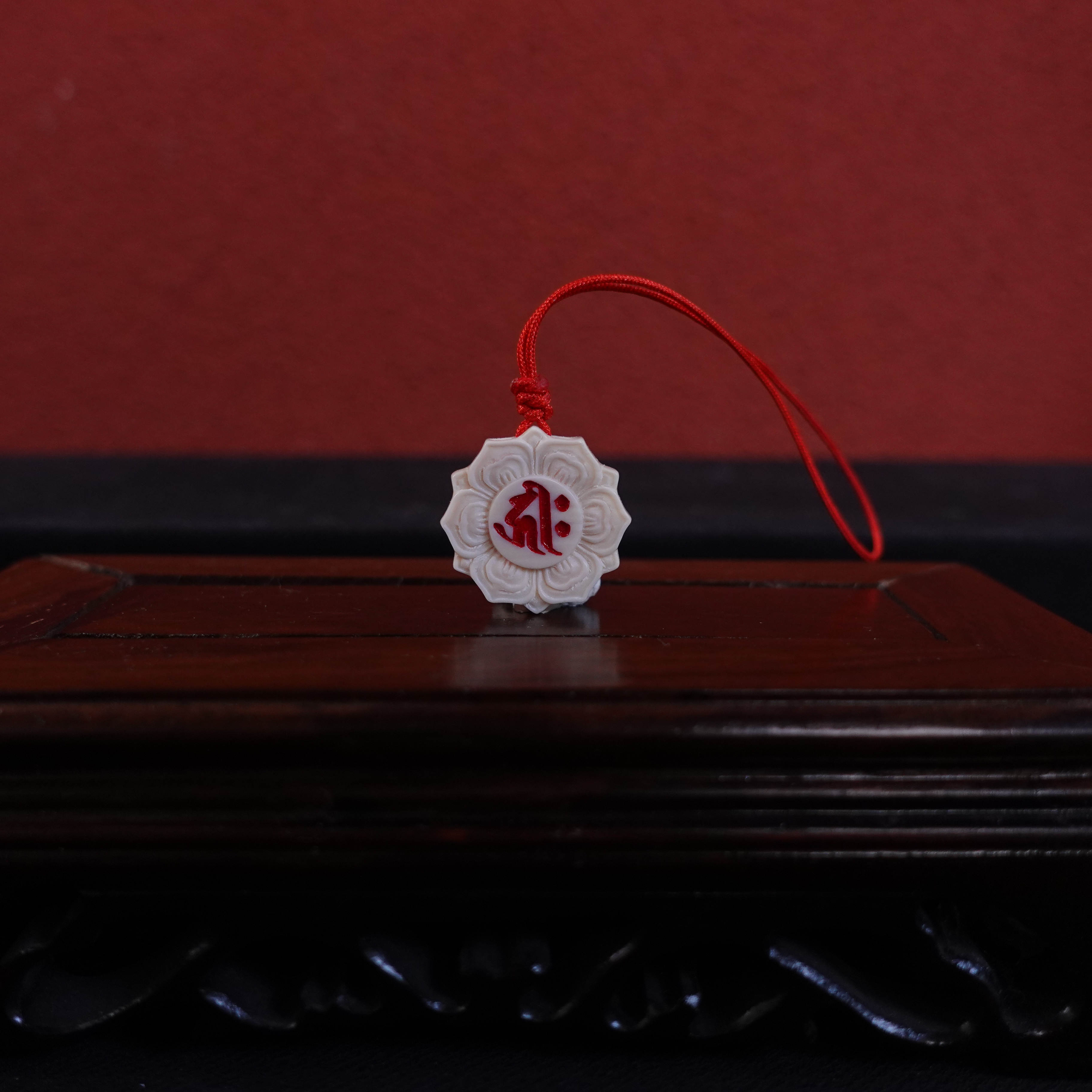 曹海姣(省大) 猛犸牙八大守护梵文真言小滴溜 Y1410-17