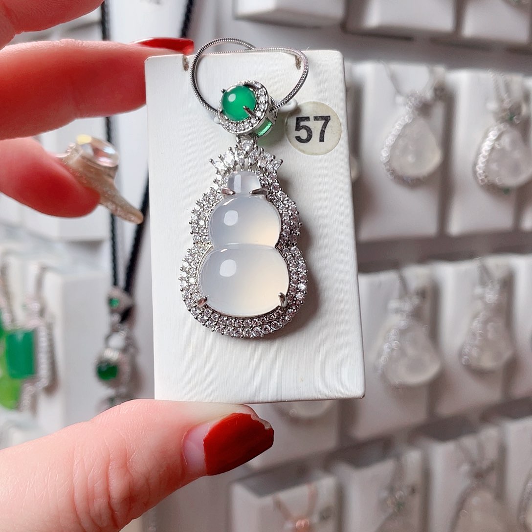 玛瑙/玉髓吊坠(赠链)未镶嵌