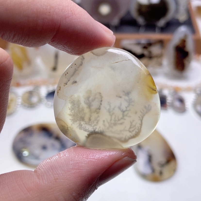 【闪购商品】玛瑙/玉髓颈饰未镶嵌