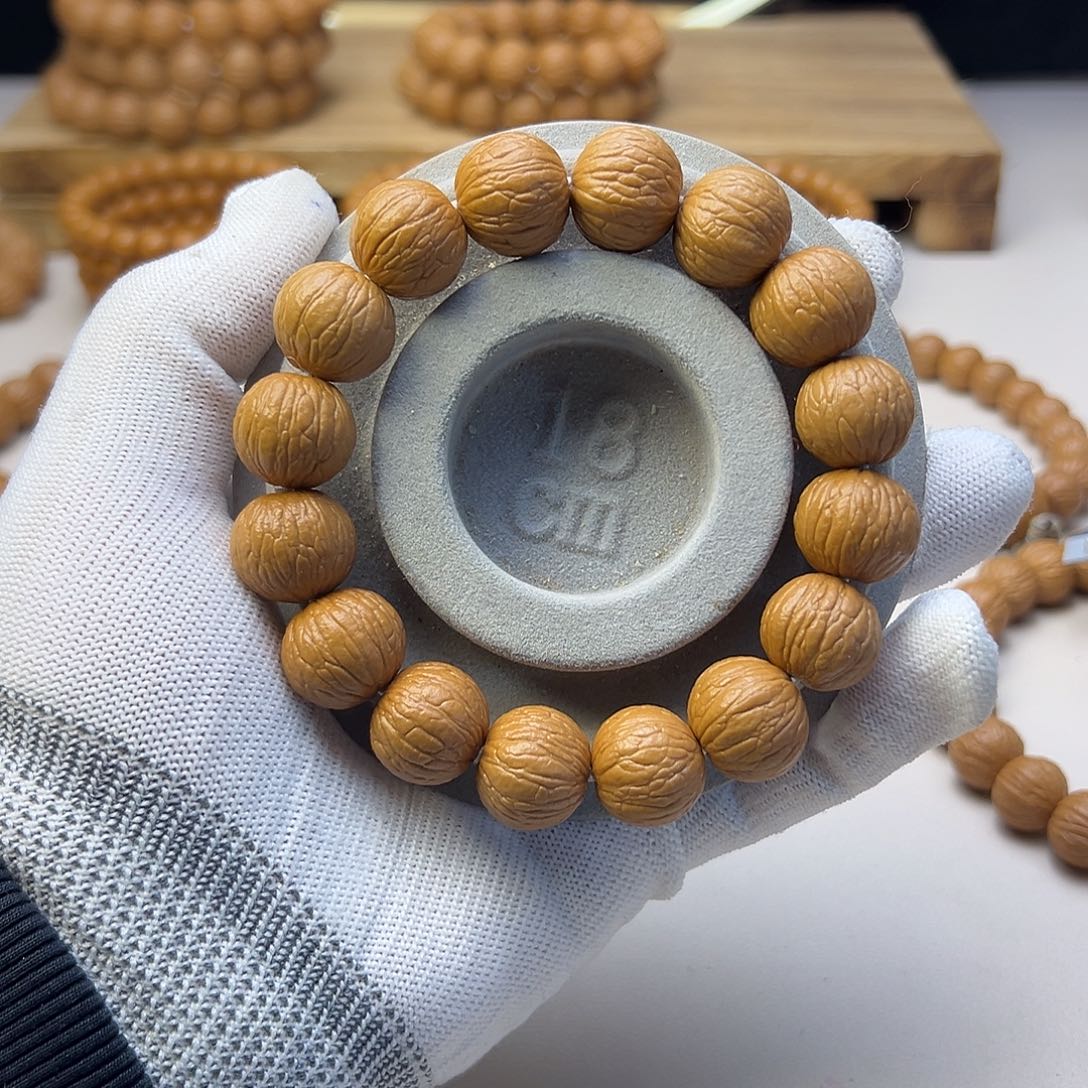 猴头核桃手串聚宝盆16边度同尺