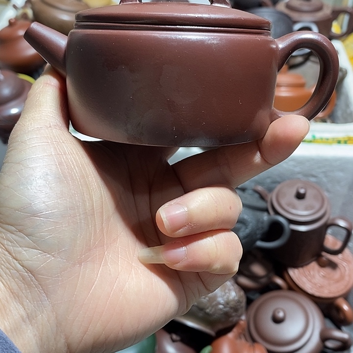 紫砂茶壶微瑕微笑