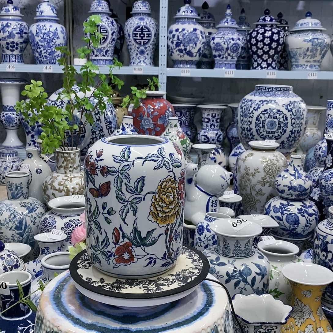 【闪购商品】摆件直筒瓶瓷器……………………