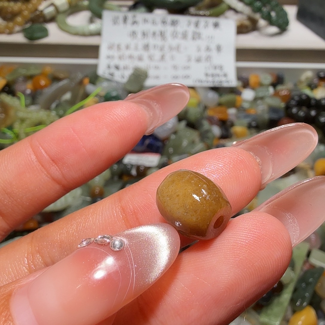 和田玉未镶嵌珠宝奇石