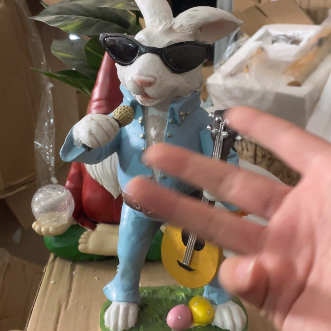 【闪购商品】树脂摇滚风兔子摆件