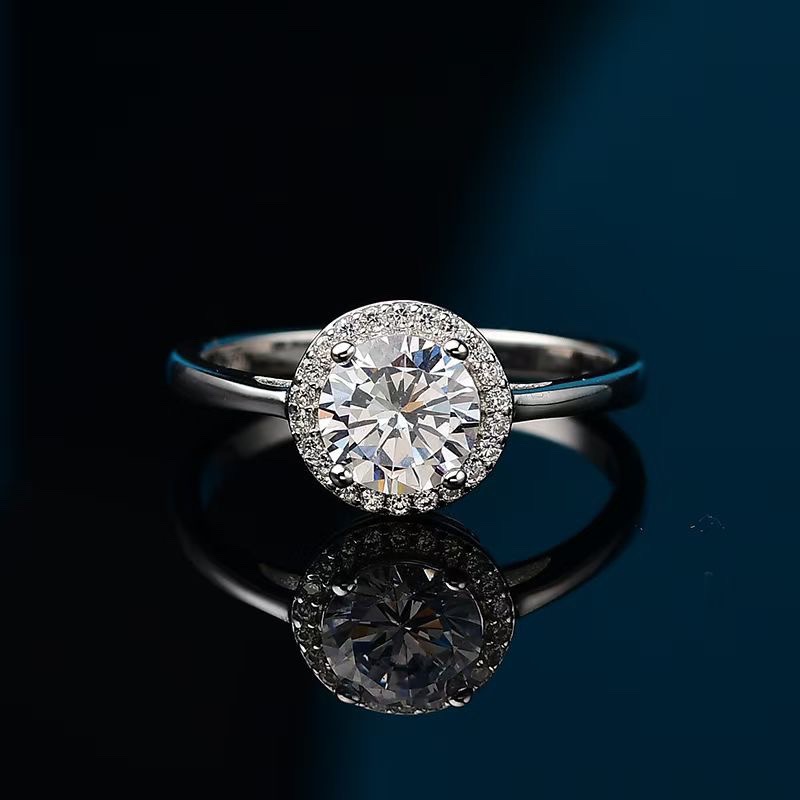 925银莫桑石银制品 [光臂公主圆包】0.5-2克拉轻奢精致饰品女款