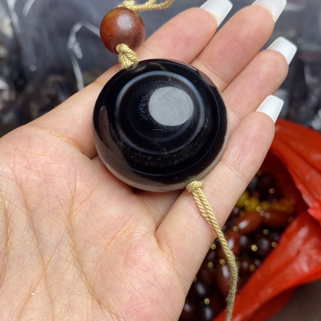 未镶嵌颈饰玛瑙/玉髓