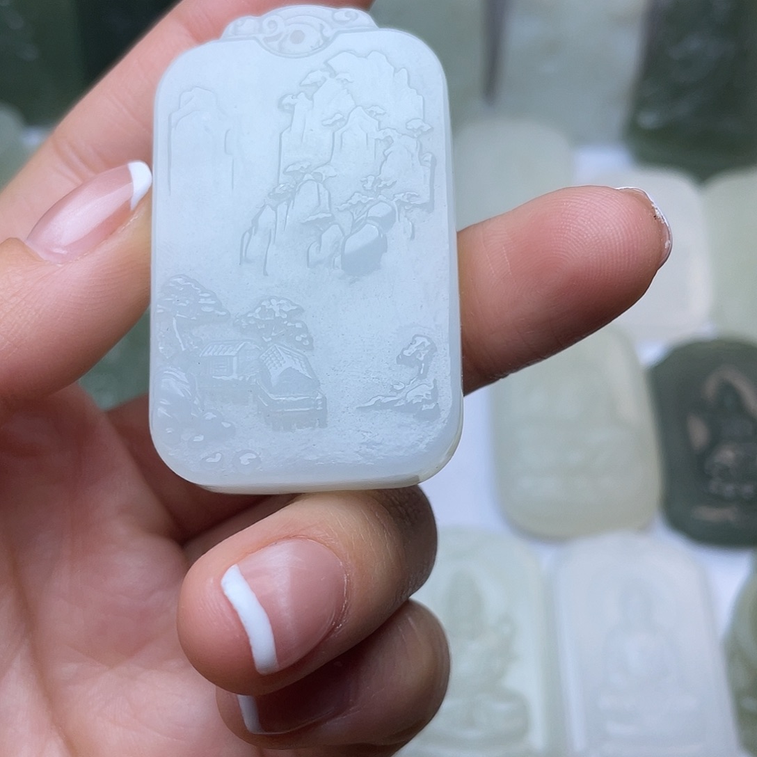 和田玉未镶嵌颈饰