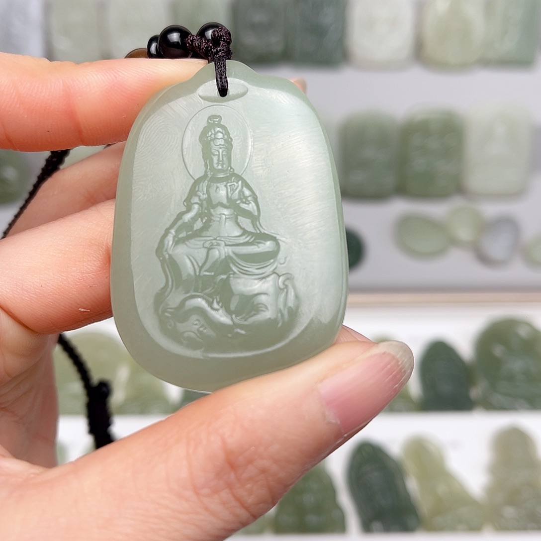 和田玉颈饰未镶嵌柯*少