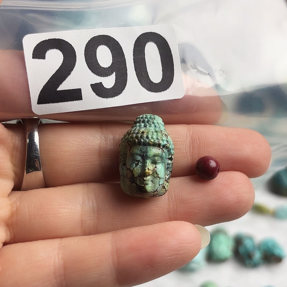 人****南红玛瑙未镶嵌珠宝奇石