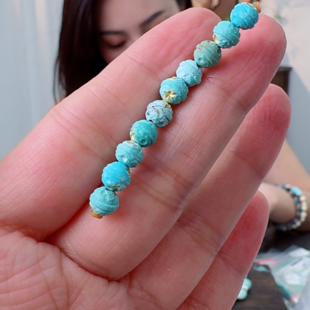 未镶嵌绿松石珠宝奇石