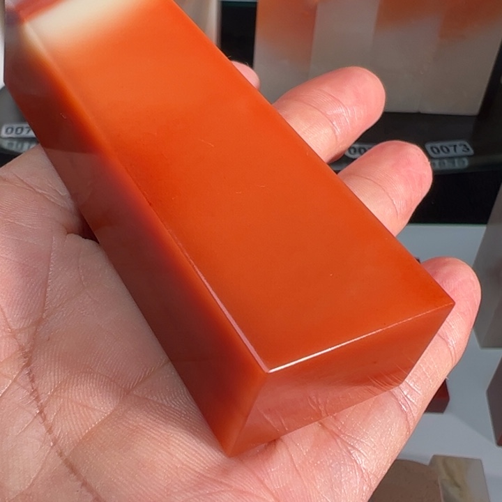 花***伴老挝石我们的确是一