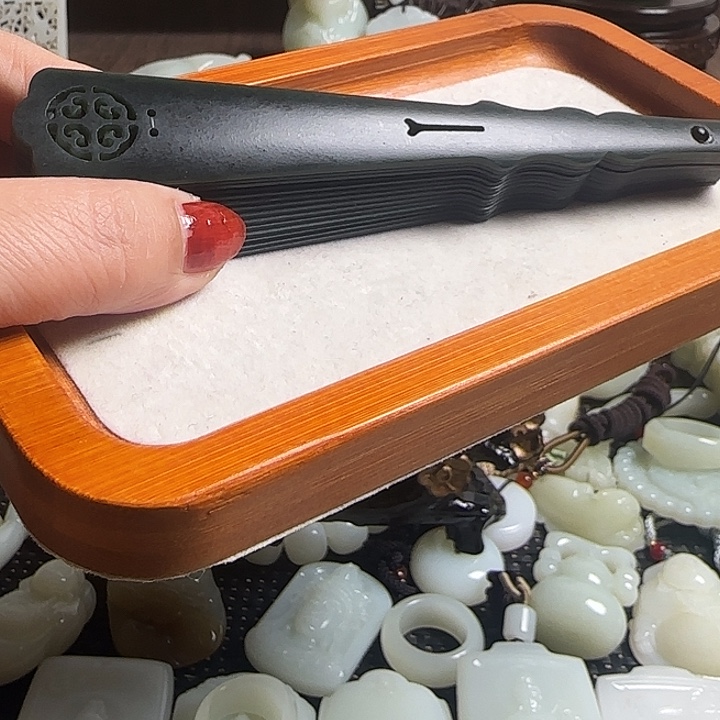 善***缘瓷片新号开播瓷盘一件