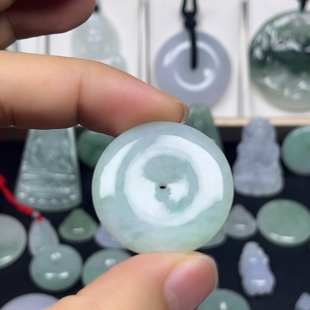 翡翠未镶嵌颈饰缅甸翡翠