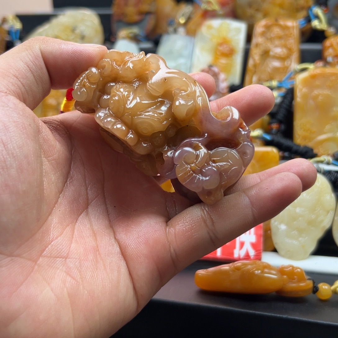 石英质玉（黄龙玉）未镶嵌hly