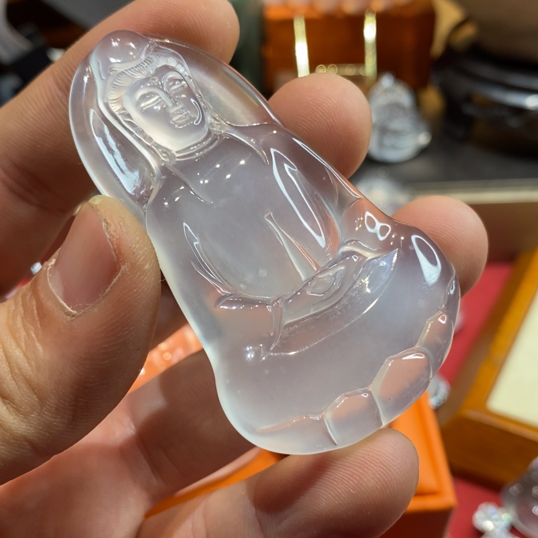 石英质玉颈饰未镶嵌