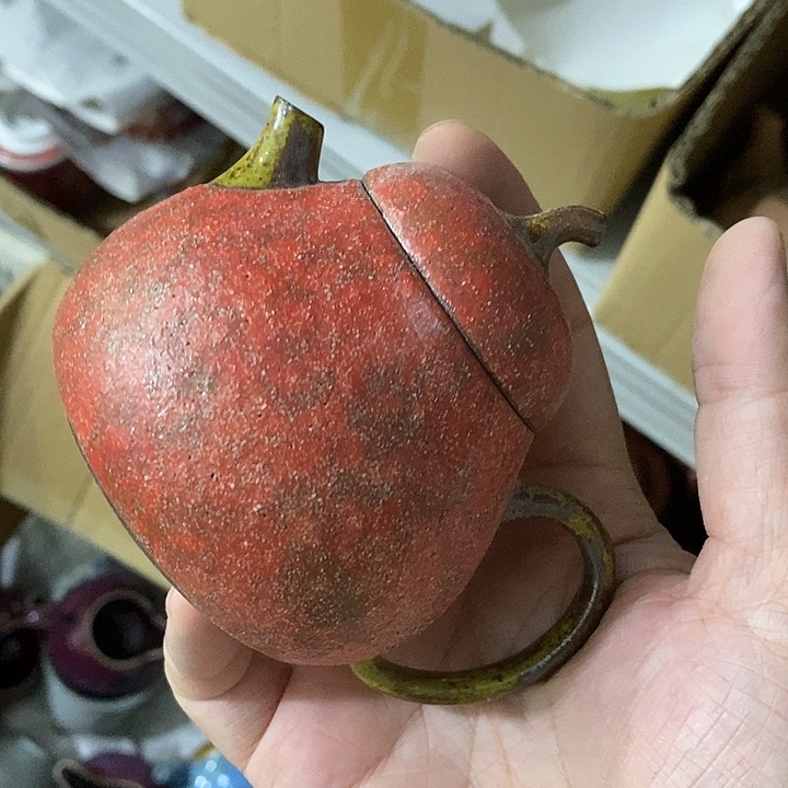 陶瓷艺术品及陶瓷壶壶