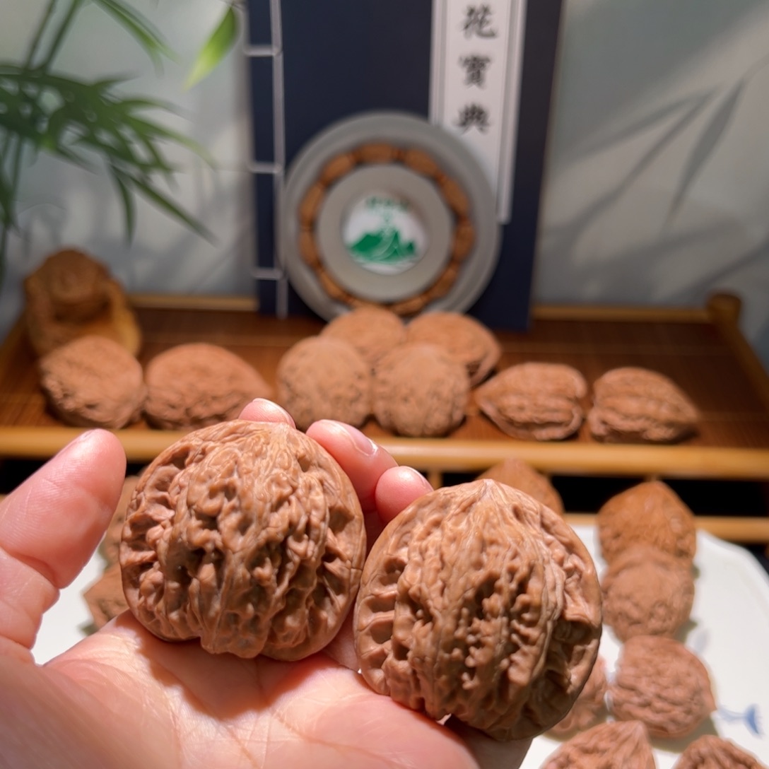 胡***扯把件文玩核桃气壮山河