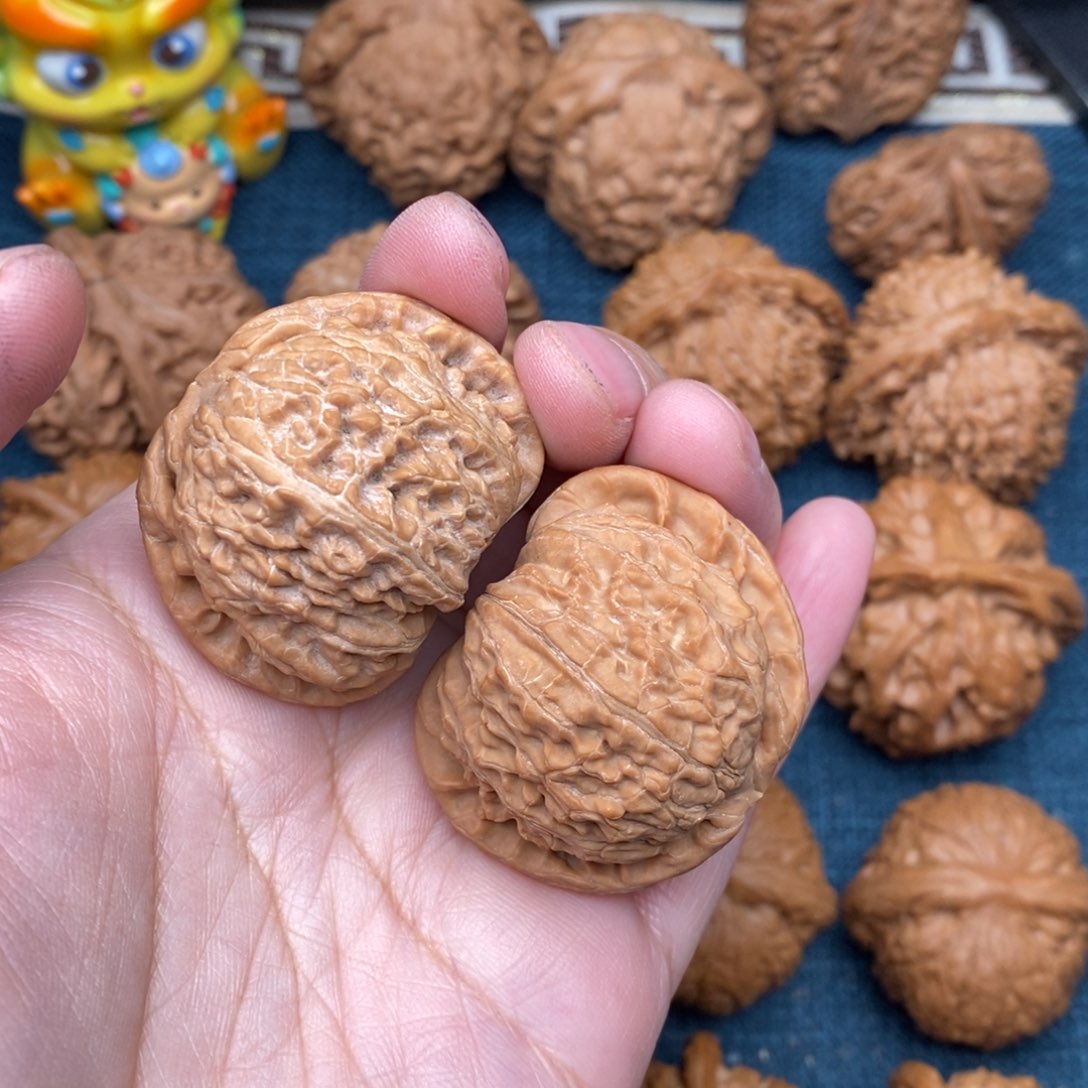 文玩核桃把件云****祖40全品白狮子
