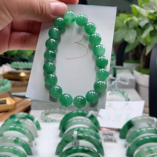 石英质玉手链未镶嵌