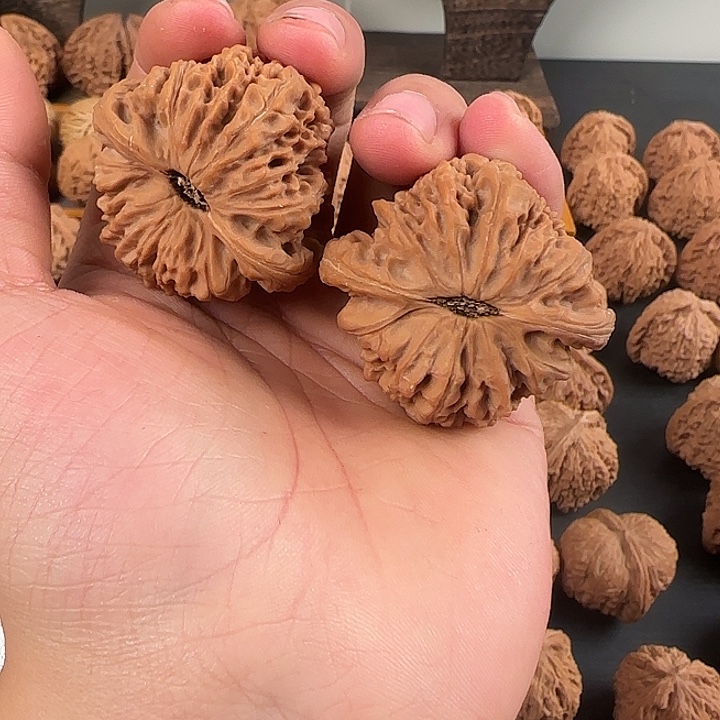 南***梦核桃文玩全品南疆533689