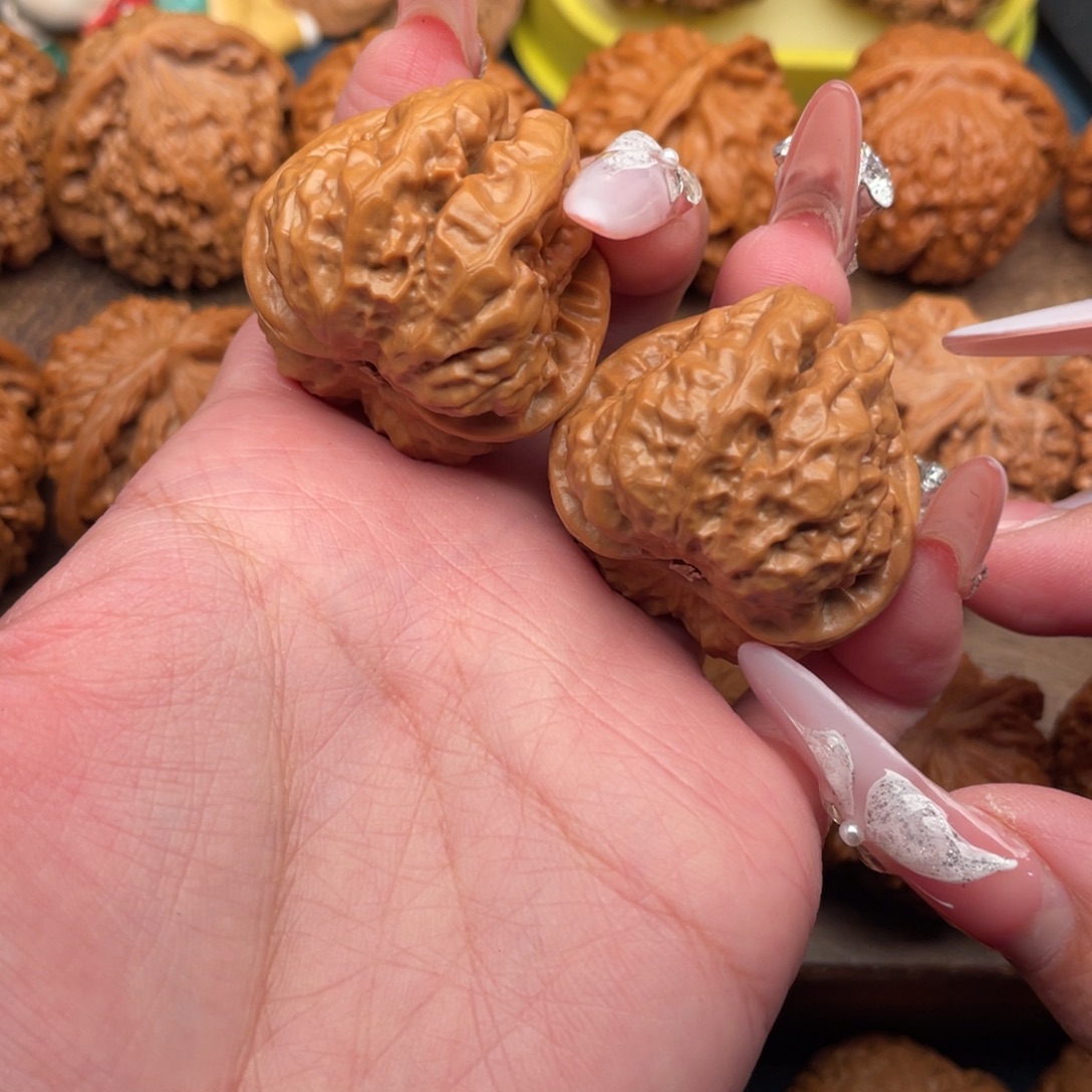 文玩核桃把件全品毕业延庆蛙王，36尺寸四开背