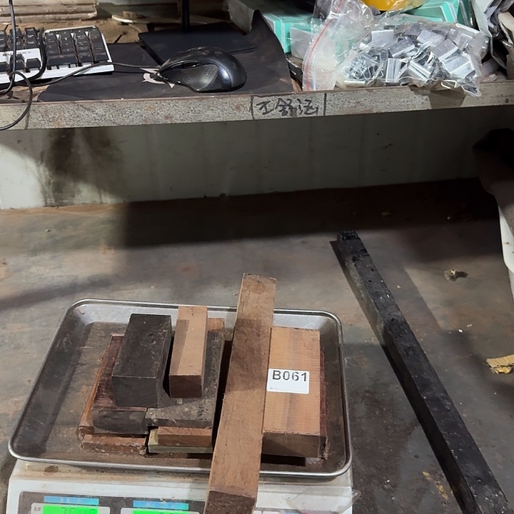 雄***表东非黑黄檀（紫光檀）61