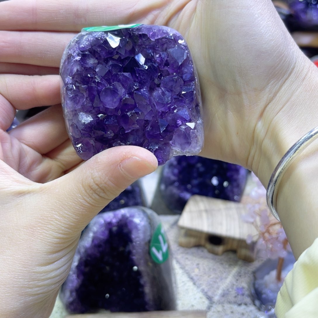 紫晶摆件未镶嵌紫水晶