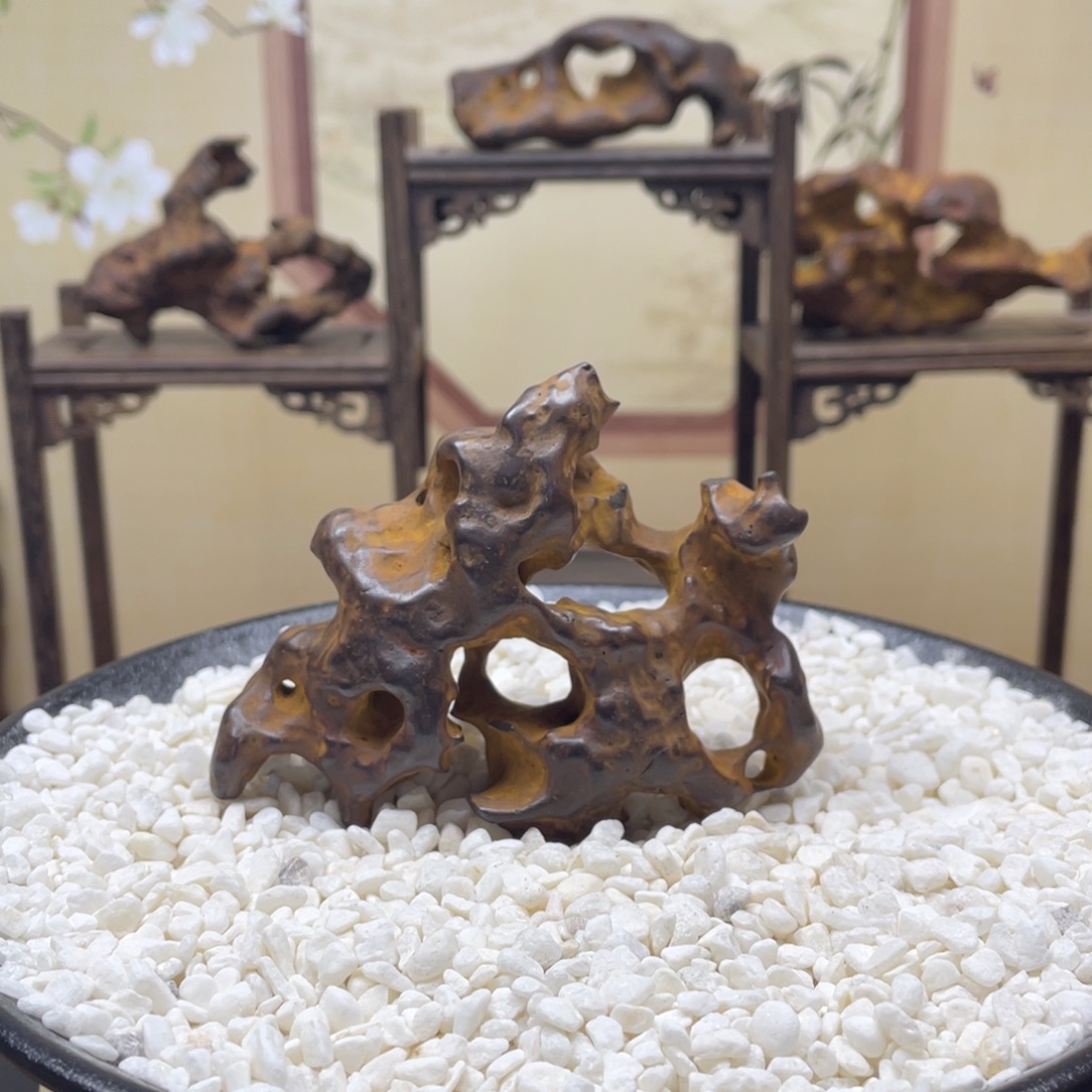 9*7.5苏州太湖水石一方