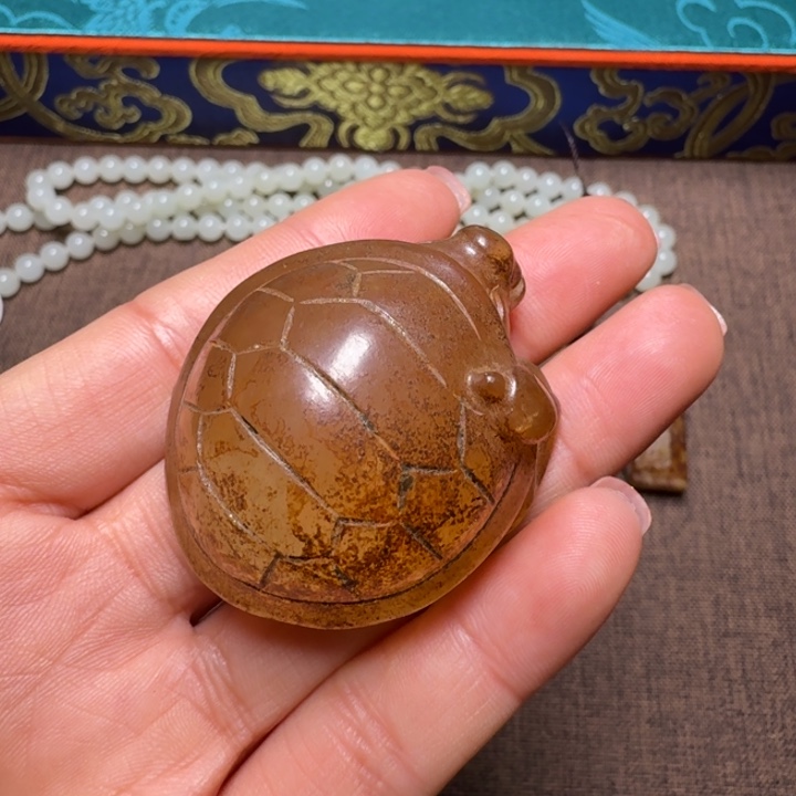 明***枝和田玉（糖玉）未镶嵌颈饰