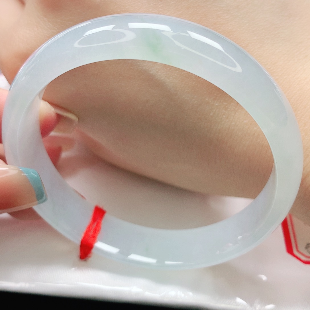 翡翠手镯未镶嵌缅甸天然A货翡翠