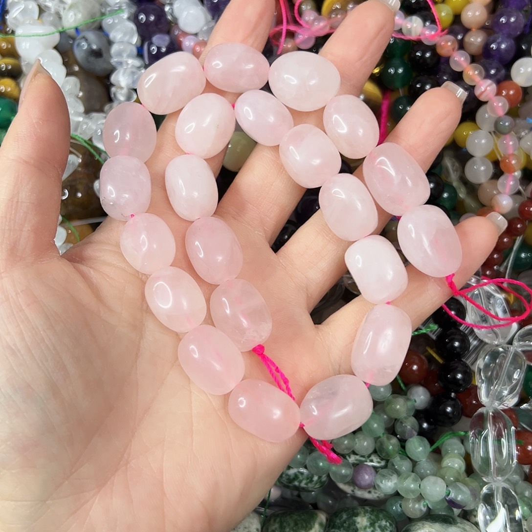 玛瑙/玉髓未镶嵌珠宝半成品，卡12x17粉水晶一条