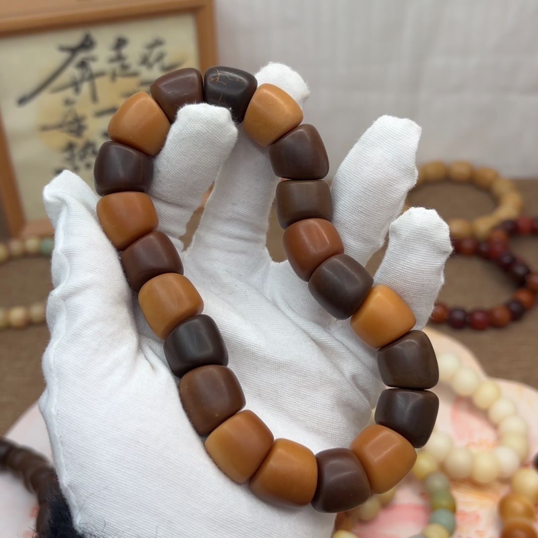 吊坠菩提根/象牙果16干磨瑕疵落地果肠512