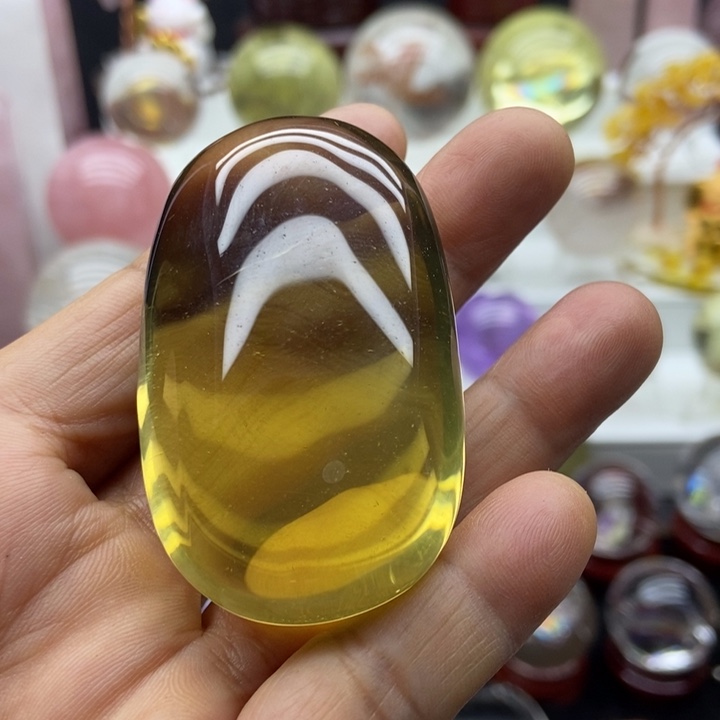 未镶嵌摆件水晶黄水晶手握