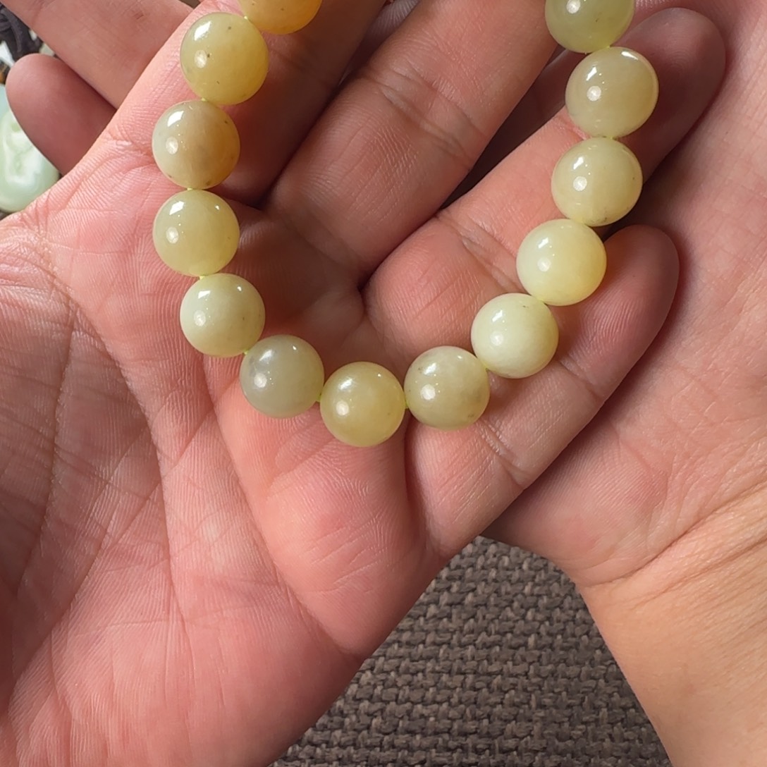 蕾***落和田玉（糖玉）未镶嵌挂件