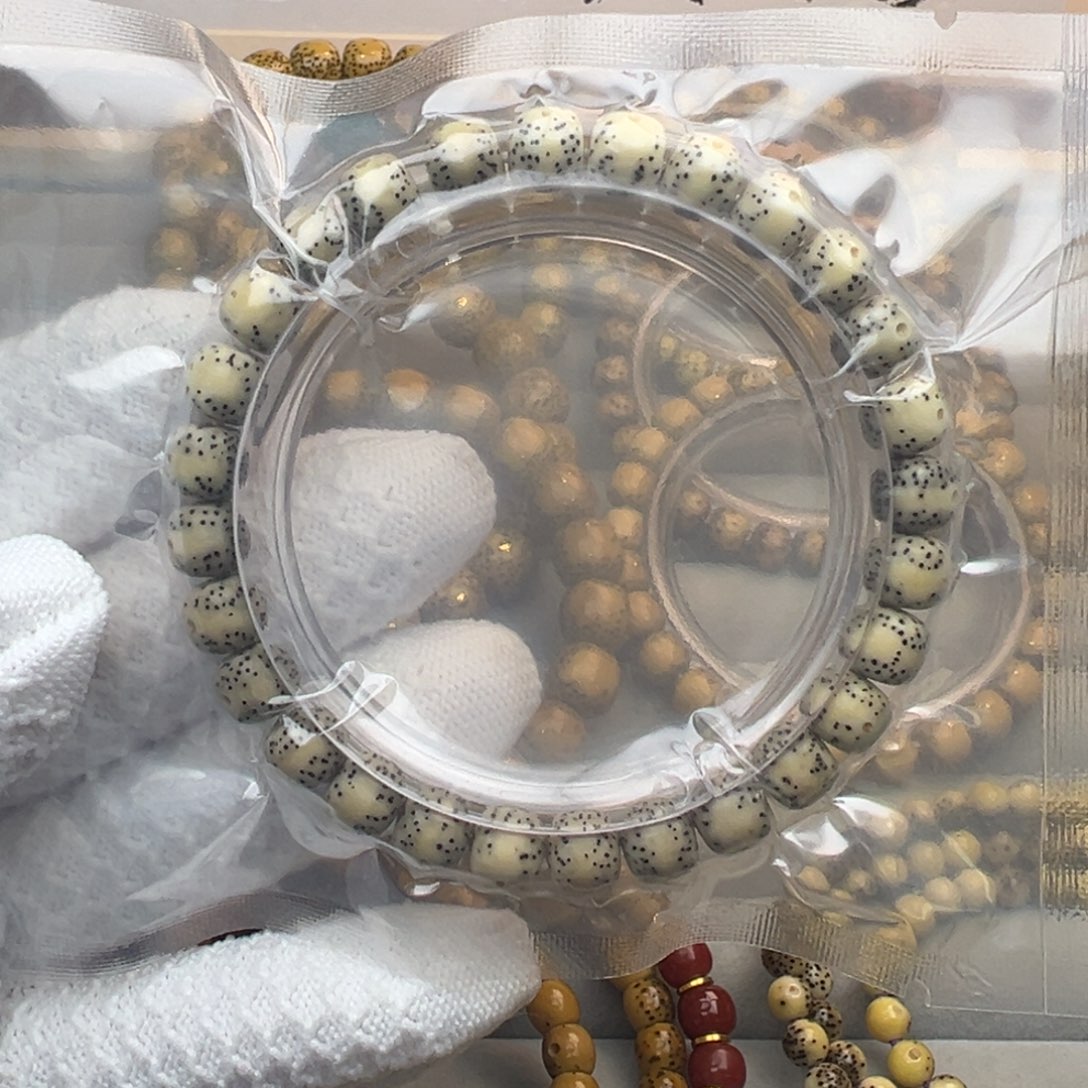 星月菩提手串卡8石玉绿背单圈