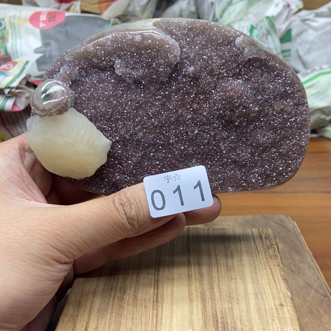 紫晶天然水晶摆件未镶嵌