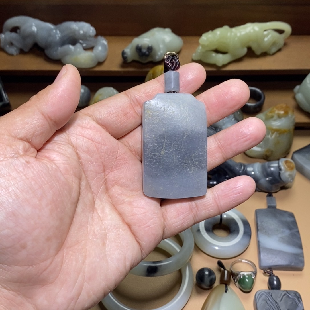 未镶嵌和田玉挂件