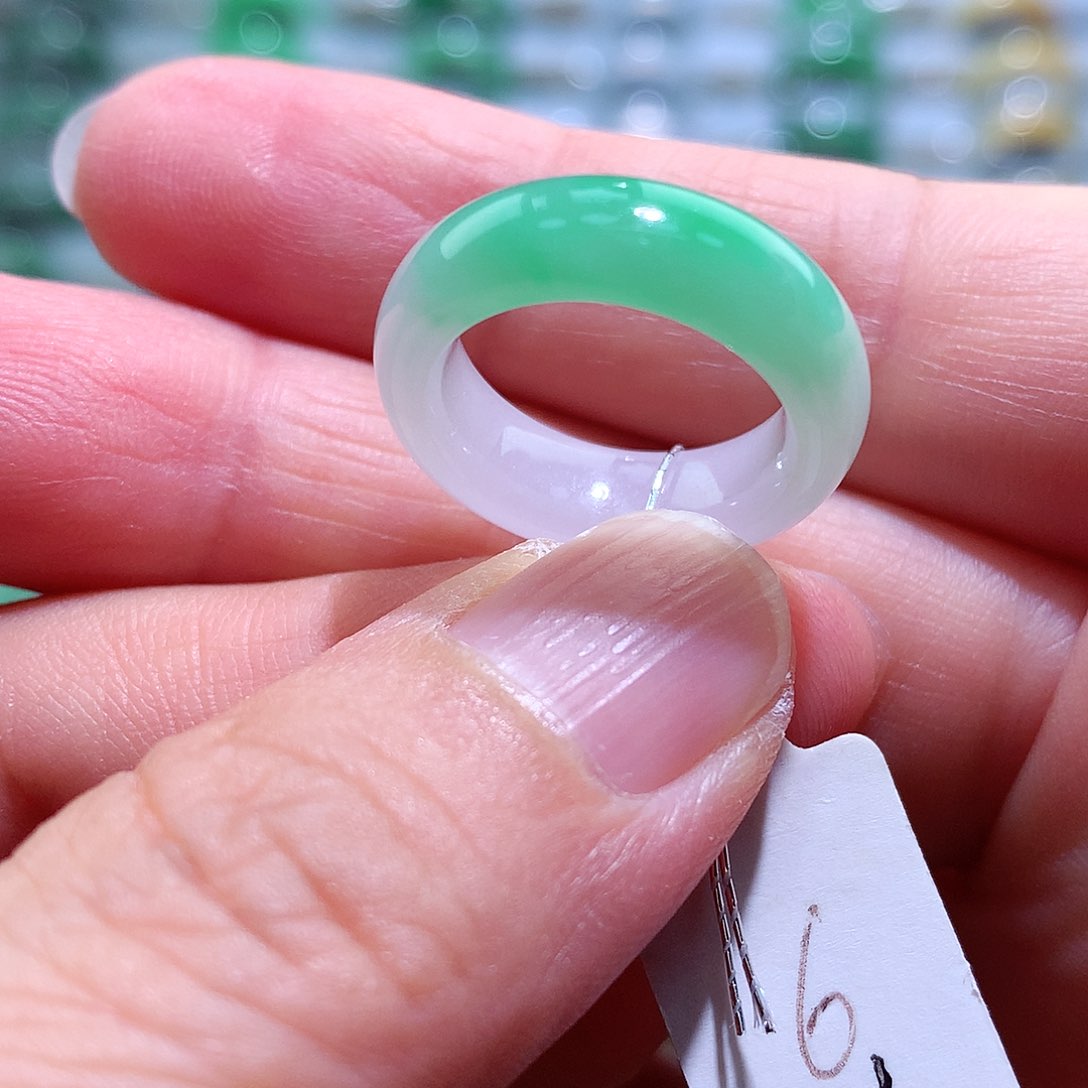 翡翠戒指未镶嵌6-7号