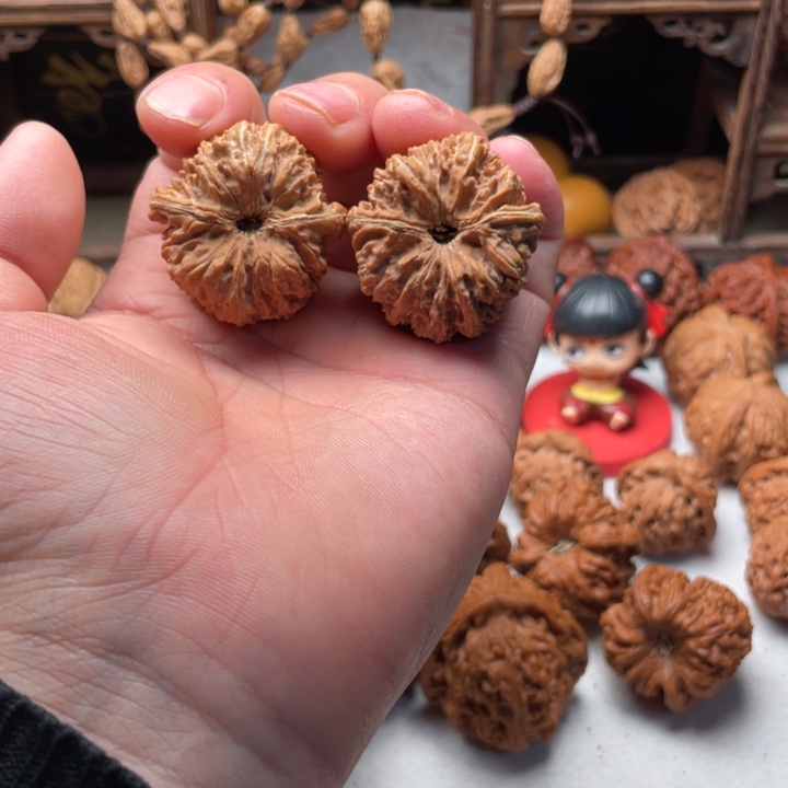 文玩核桃吊坠137狮子头