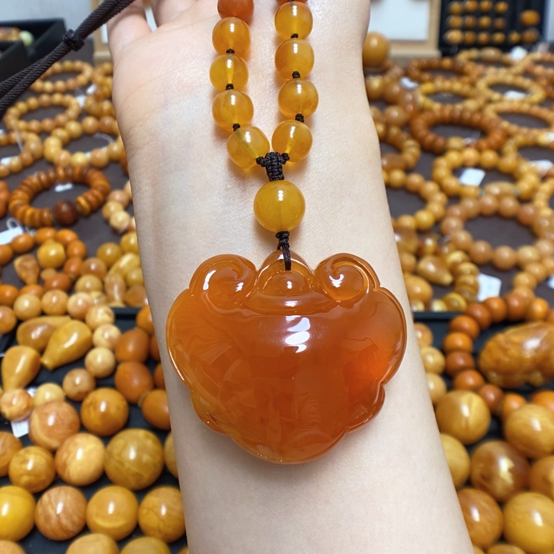 蜜蜡颈饰未镶嵌蜜蜡