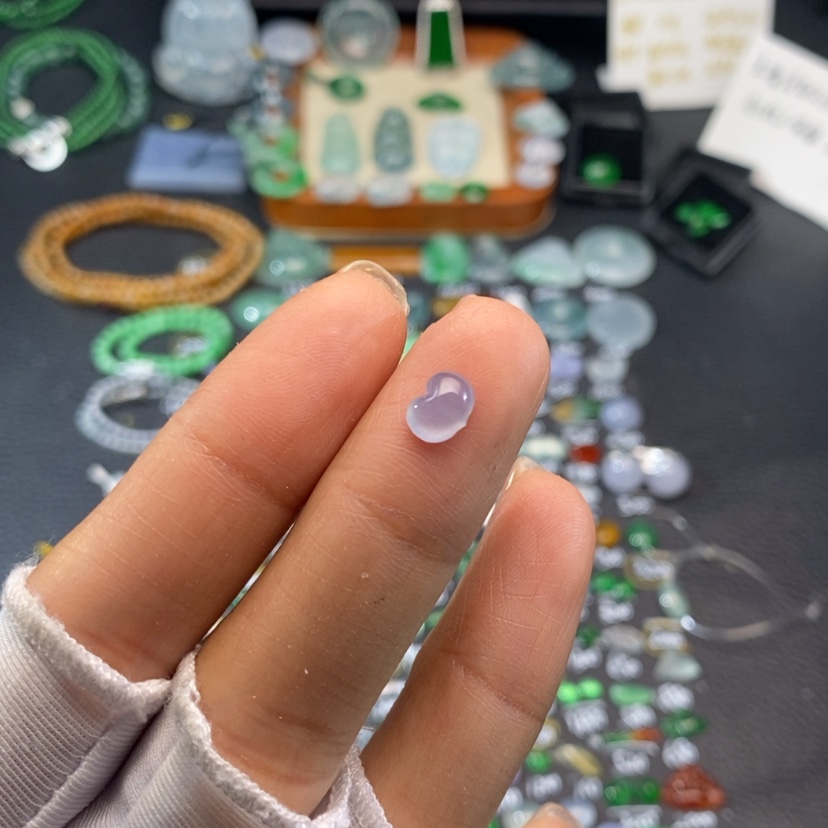 【闪购商品】翡翠挂件未镶嵌心