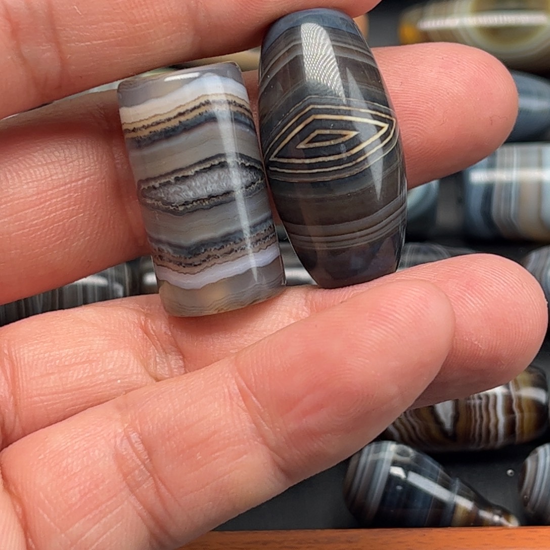 鲲***玛瑙/玉髓合金颈饰