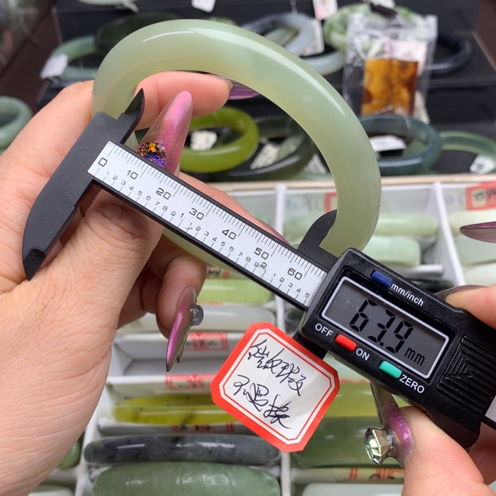 蛇纹石玉手镯未镶嵌816