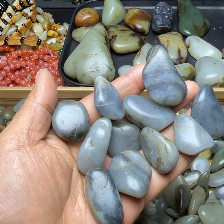 清***物和田玉未镶嵌珠宝半成品
