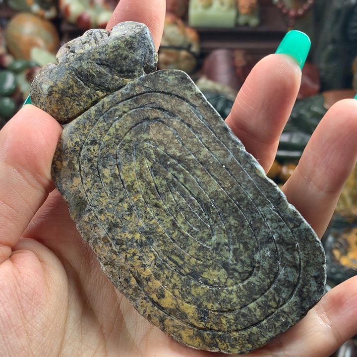 岫岩河磨玉（透闪石质玉）把件未镶嵌