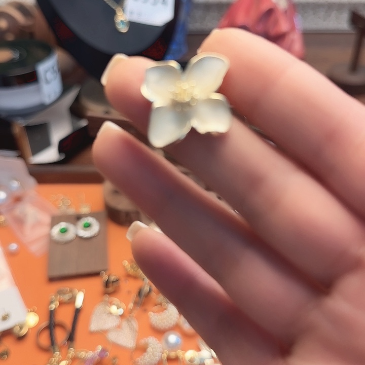 早***光锆石纯铜925银444566789990900000000