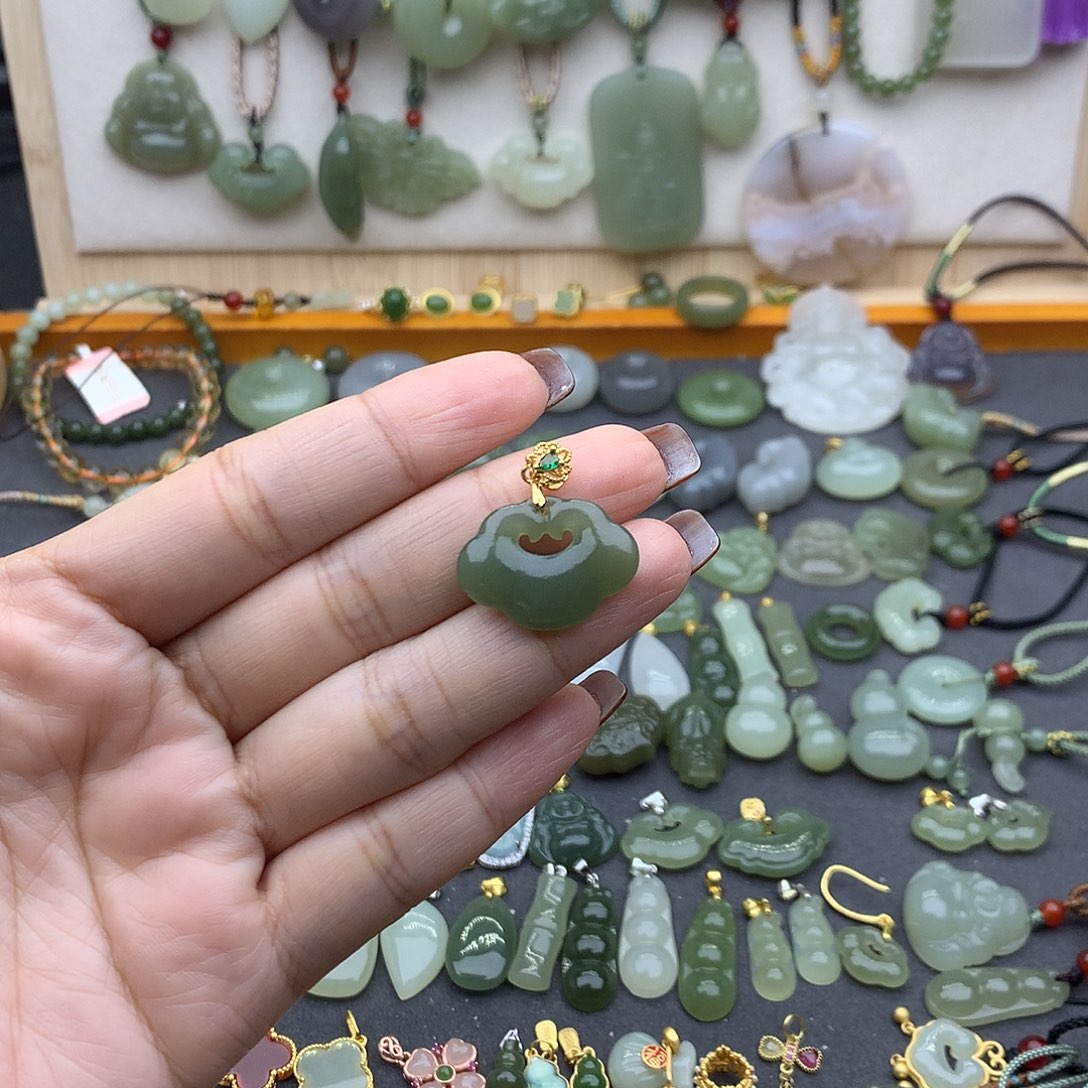 和田玉吊坠(不含链)银S925镶嵌