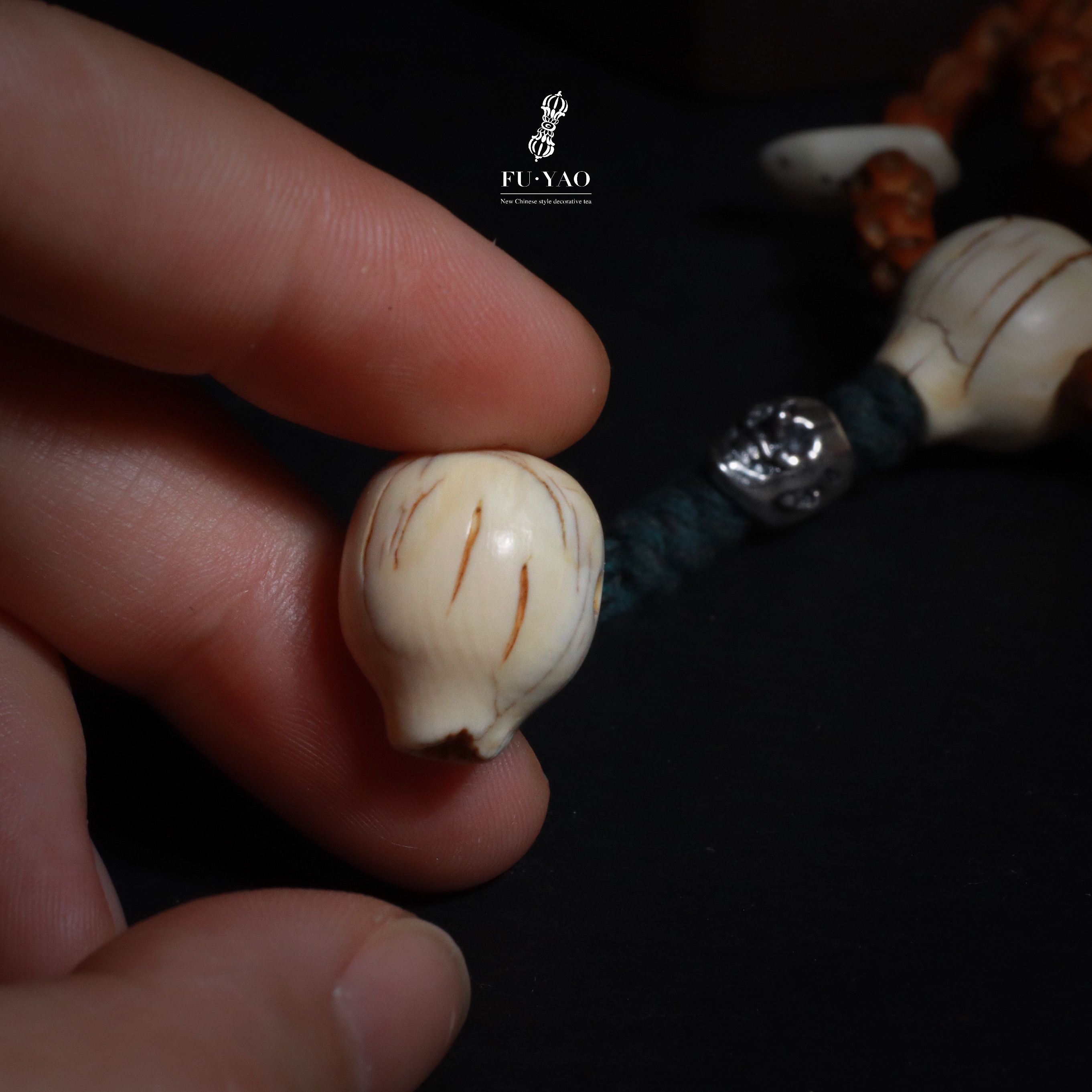 【老灯泡三通】猛犸牙藏式做旧精工牙芯料一体三通