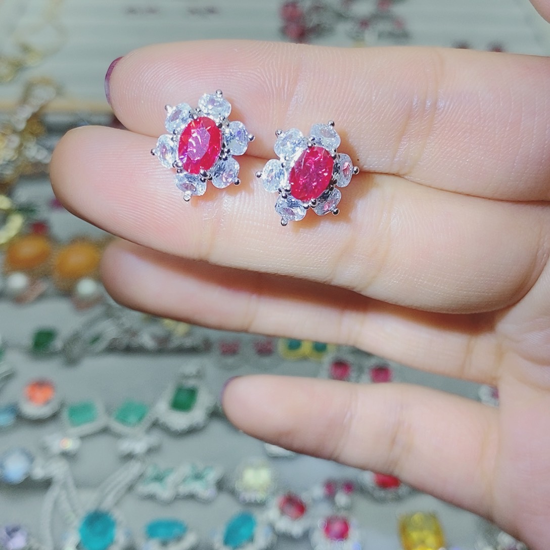 【闪购商品】托帕石耳饰银S925镶嵌